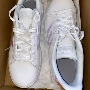 White Addidas Sneaker w/ Iridescent stripes
